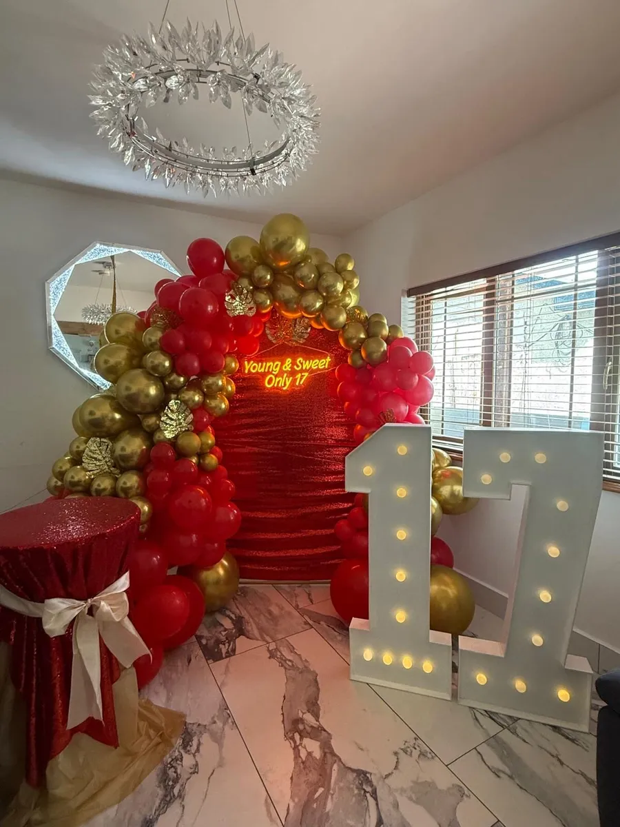Event decor/ Balloon arches/ Flower walls - Image 1