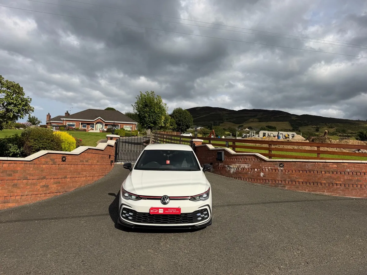 2021 Volkswagen Golf GTI - Image 2