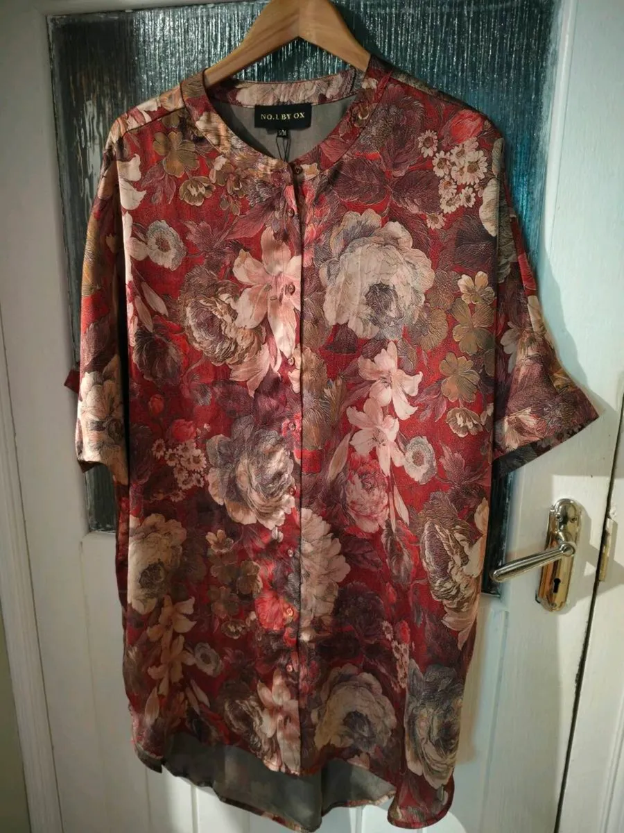 No. 1 by Ox Tunika Kjole, a floral print tunic dre - Image 1