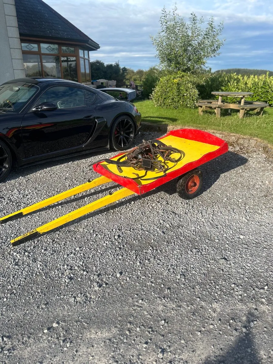 Flat cart and tackling for sale - Image 1