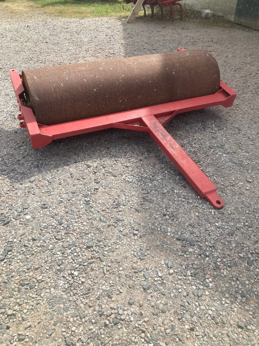 6 foot tractor land roller - Image 1
