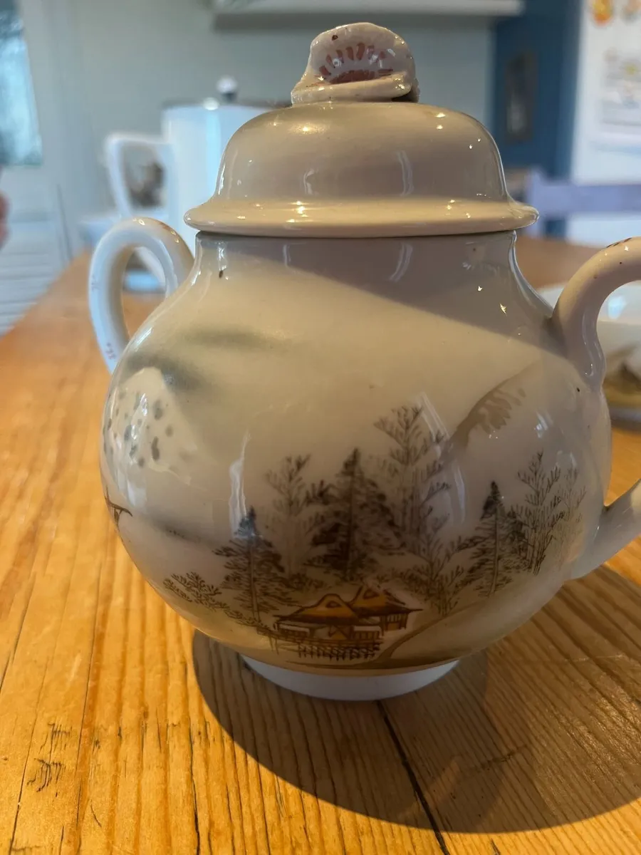 Japanese porcelain collection - Image 4