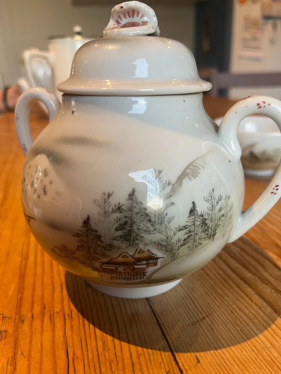 Japanese porcelain collection - Image 3