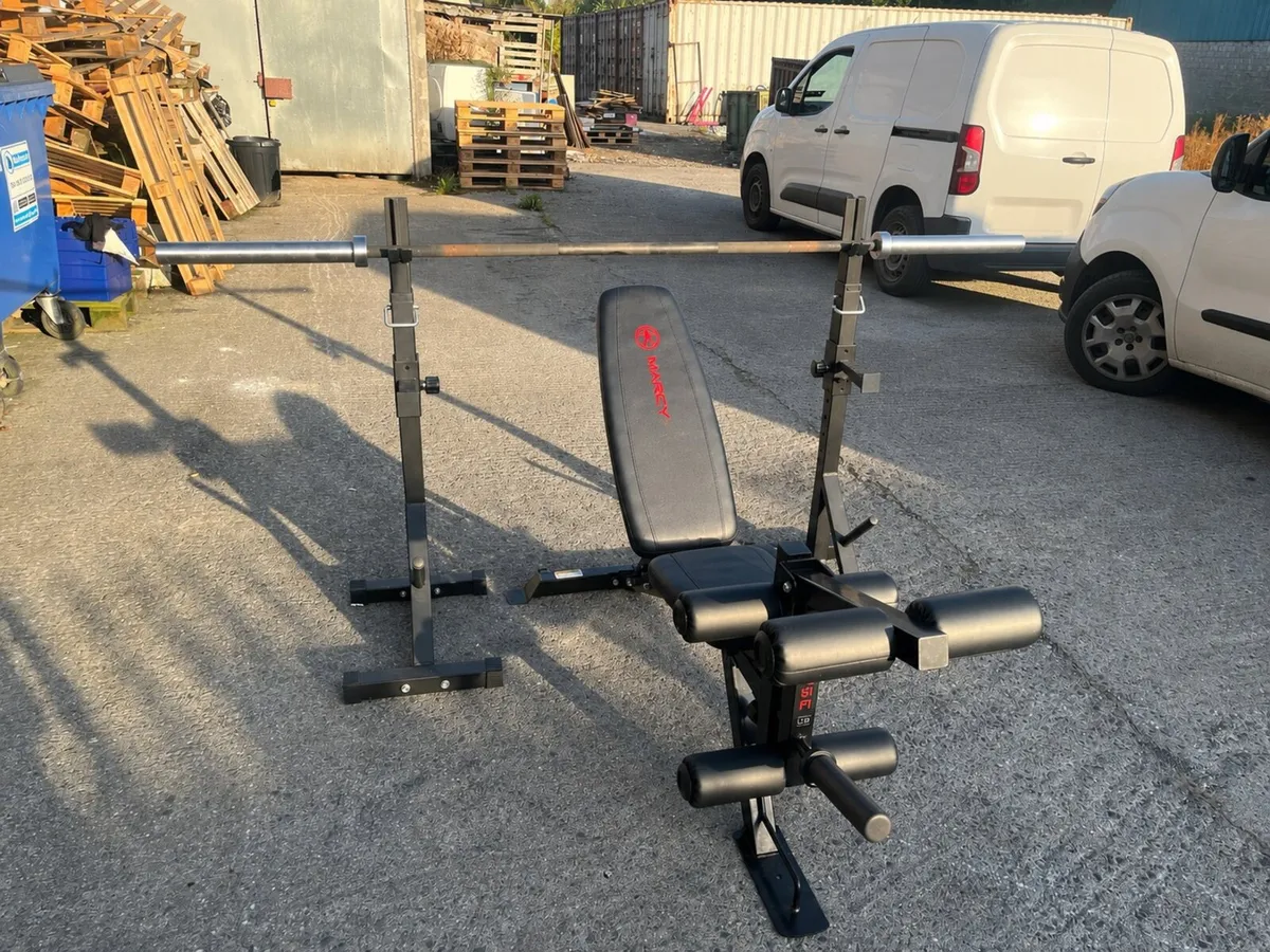Weight bench and squat stands - Image 1