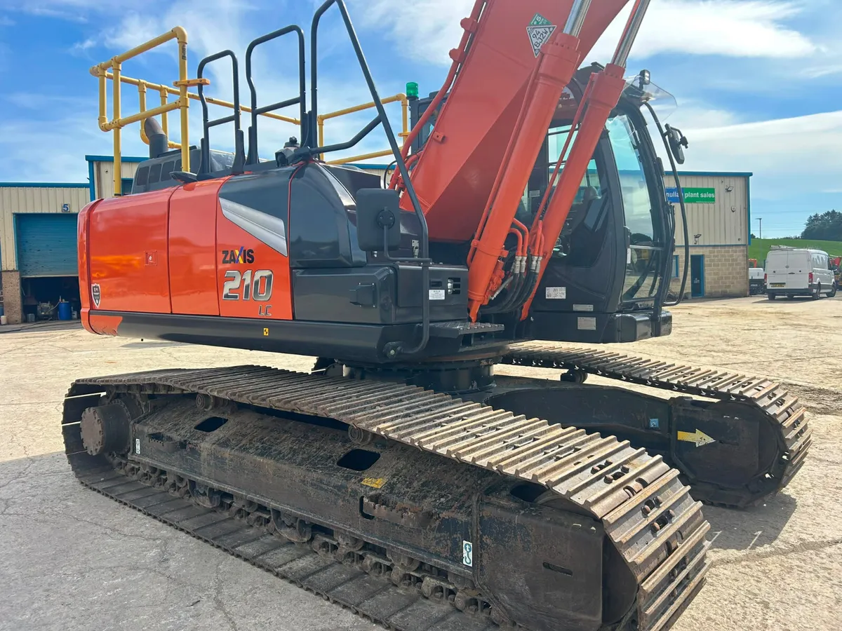 2024 Hitachi ZX210 LC-7 - MULLANS - Image 3