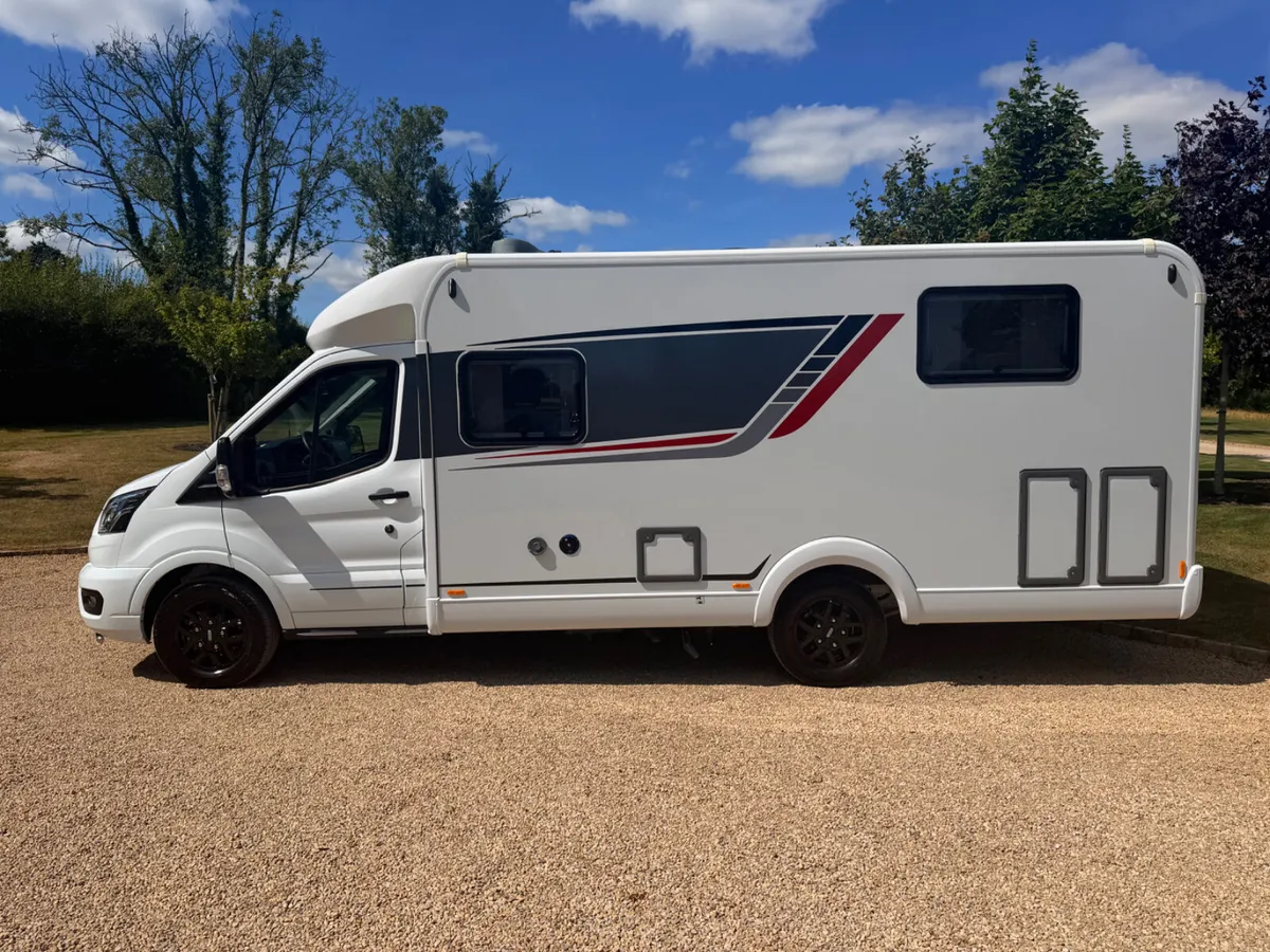 NEW 2026 BURSTNER LINEO T700 L.H.D AUTO - Image 4