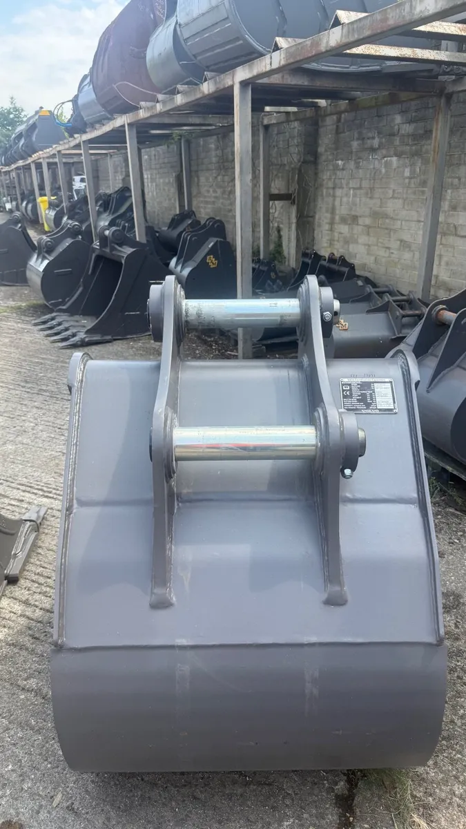 Volvo Digging Bucket – 0.92m³ - Image 2