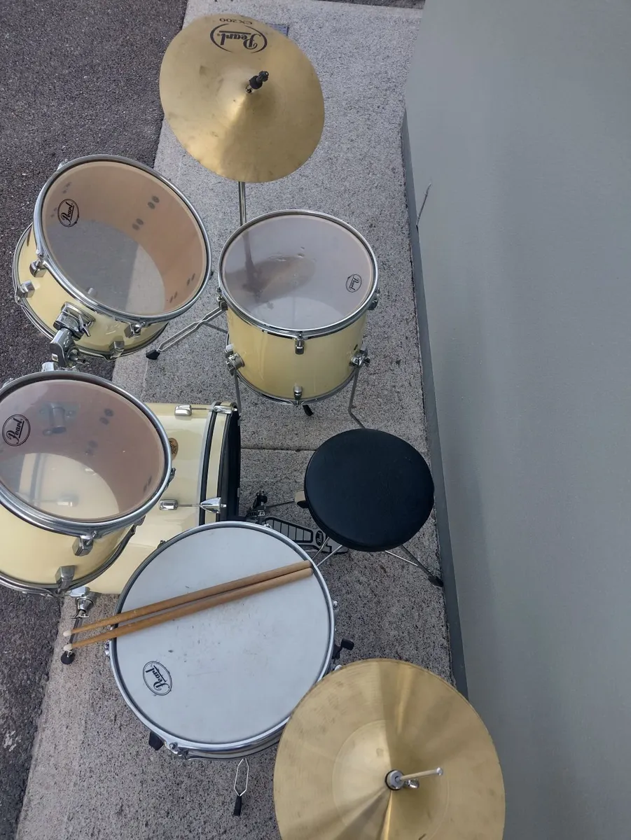 PEARL DRUM KIT. - Image 2