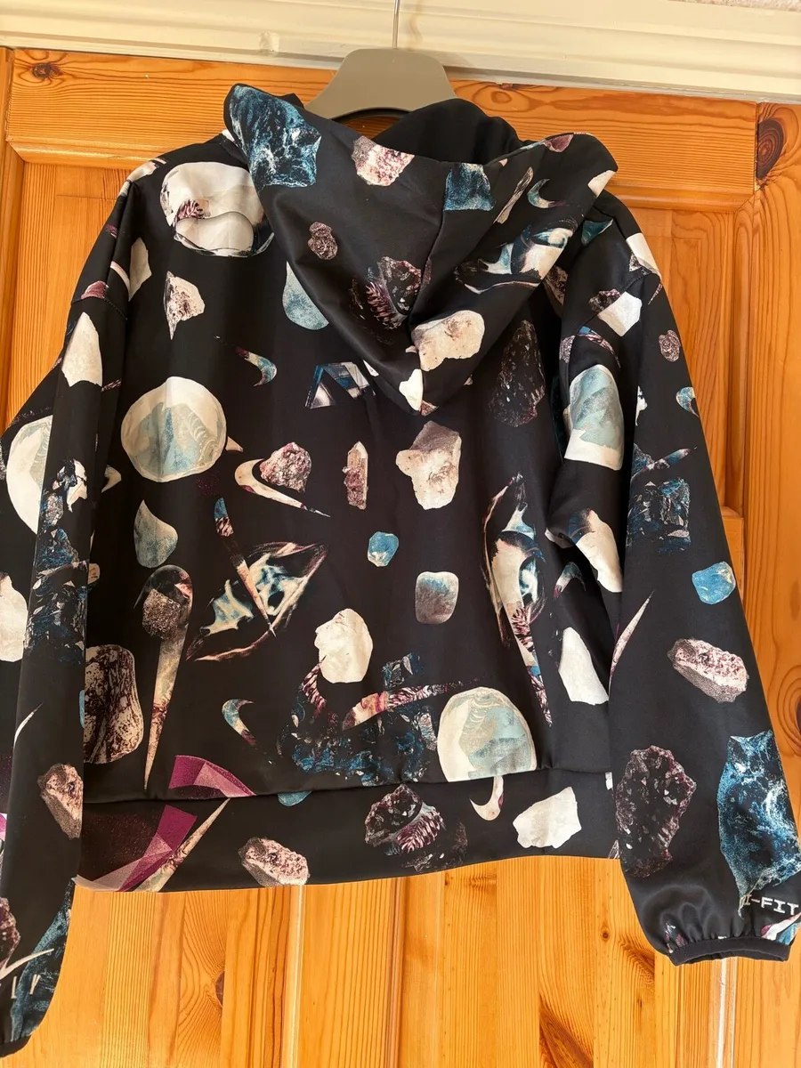 Nike Hoodie - Image 2