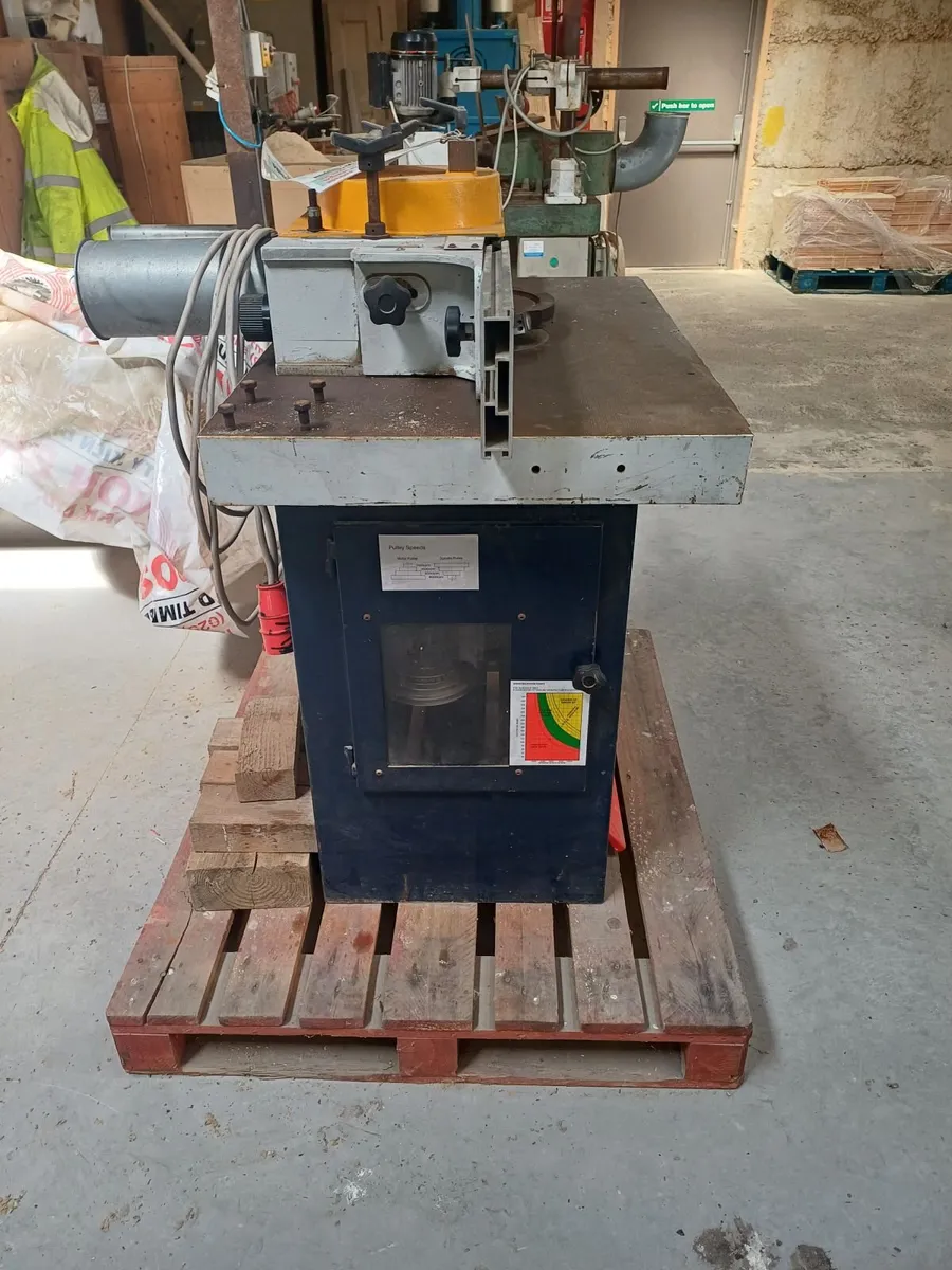 Spindle moulder vertical - Image 2