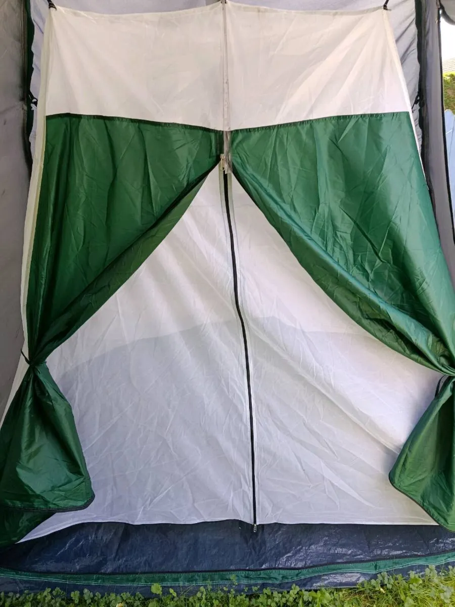 6- 8 Man tent - Image 3