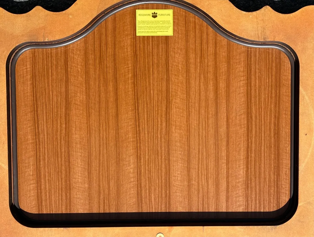 Rossmore Furniture  Scalloped Wooden  Mirror - Image 3