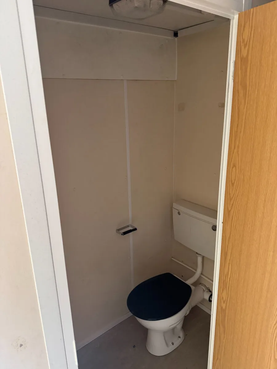 4 Shower & Toilet Block – 24x10 – Stock #110 - Image 3