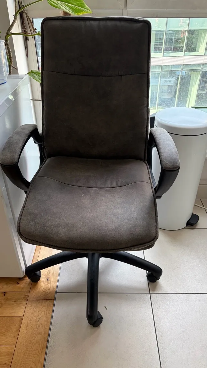 Office chair