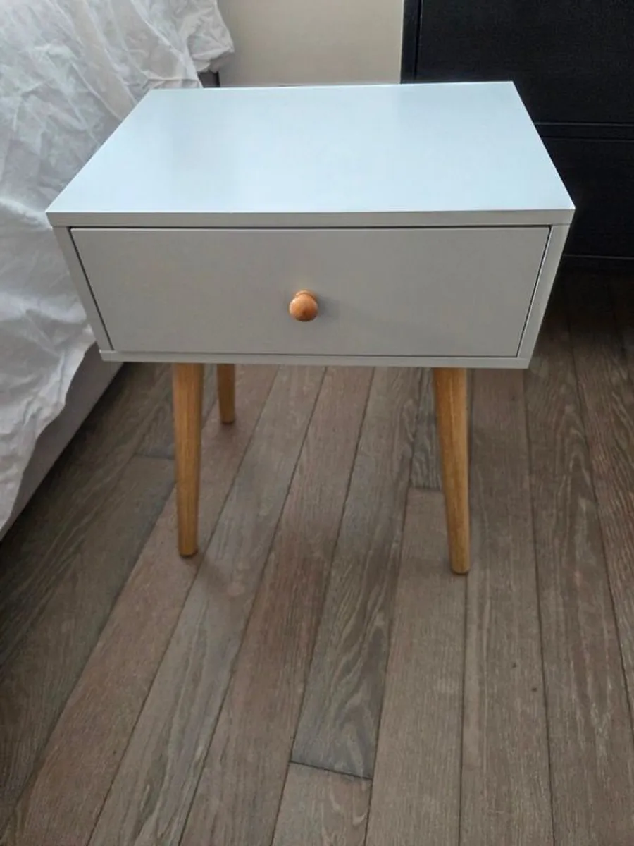 Large Grey Rug, Bedside Table & Stool for sale - Image 4