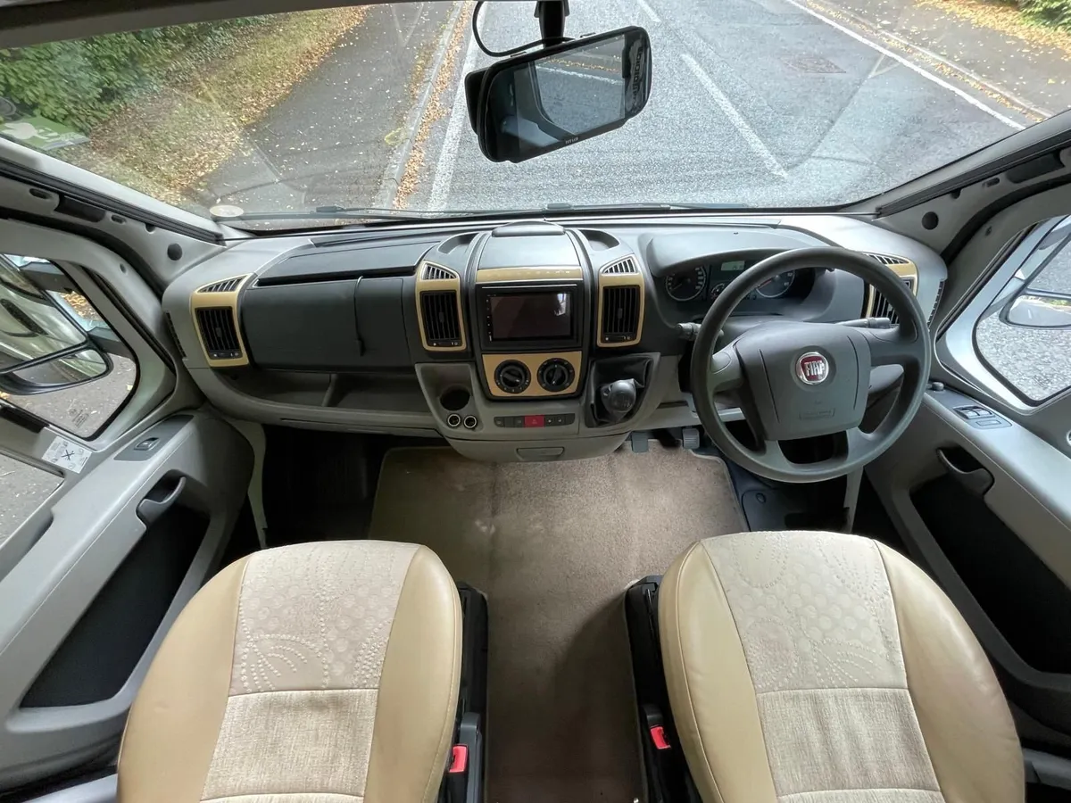 2010 BESSACARR E495 MOTORHOME FOR SALE - Image 3