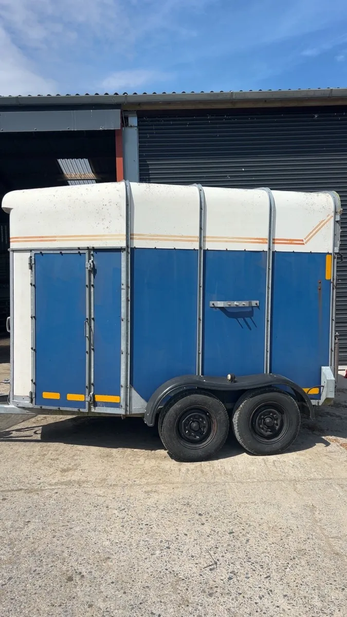 Murphy Horse box - Image 2