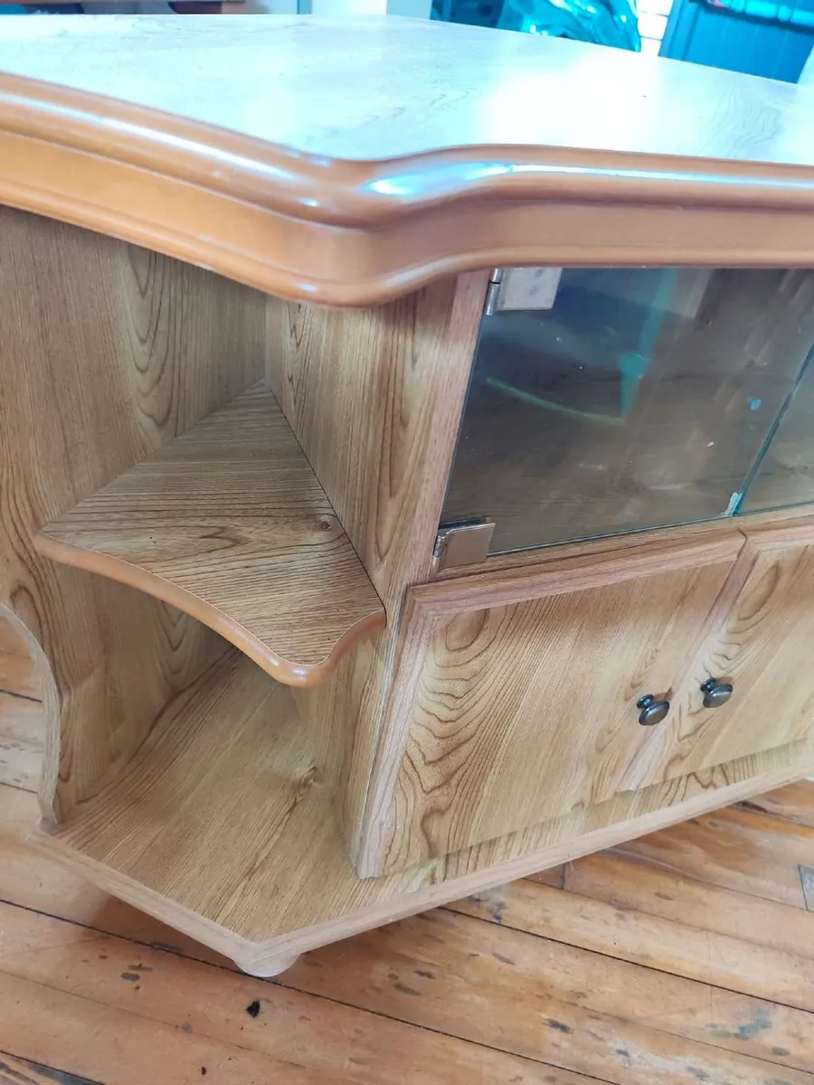 Corner TV Unit - Image 4