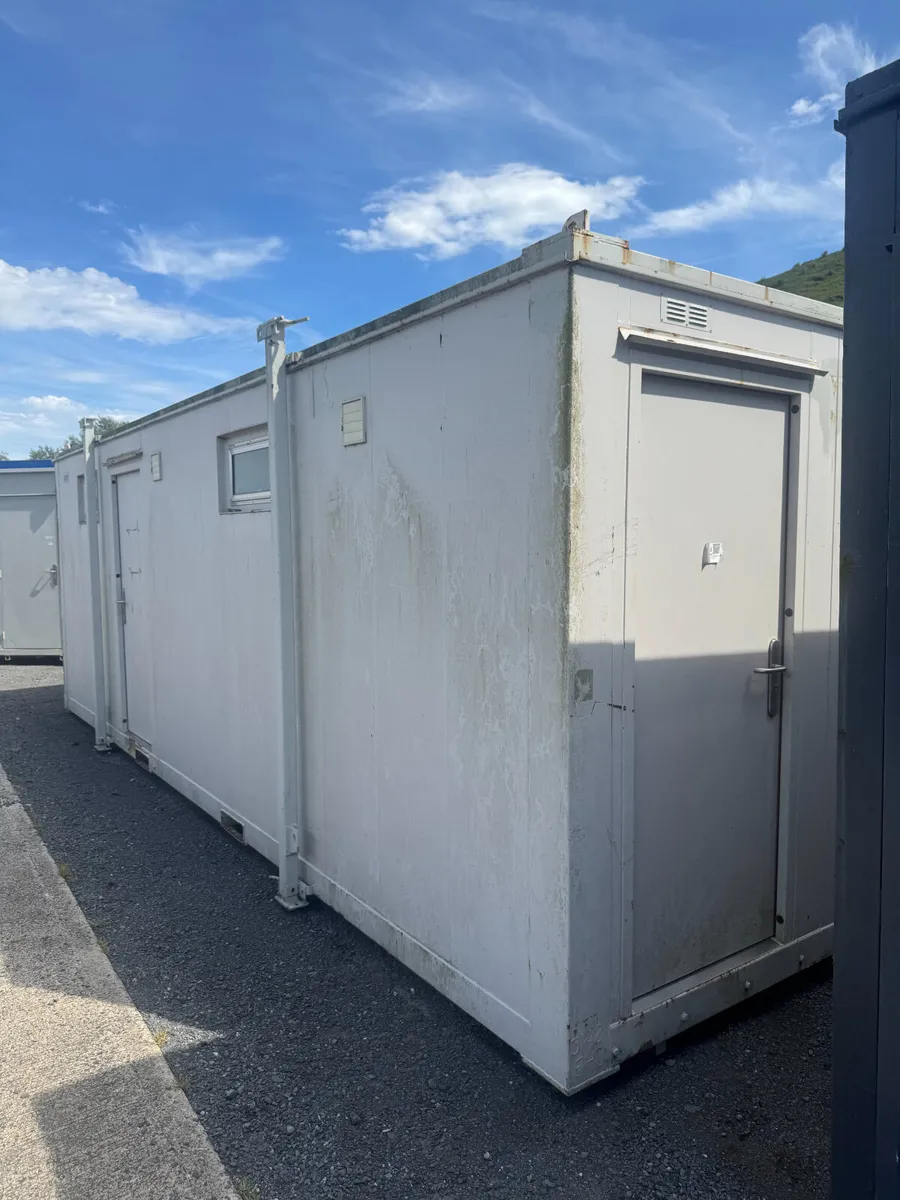 6 Shower Block – Male/Female 20x10 – #114 - Image 1