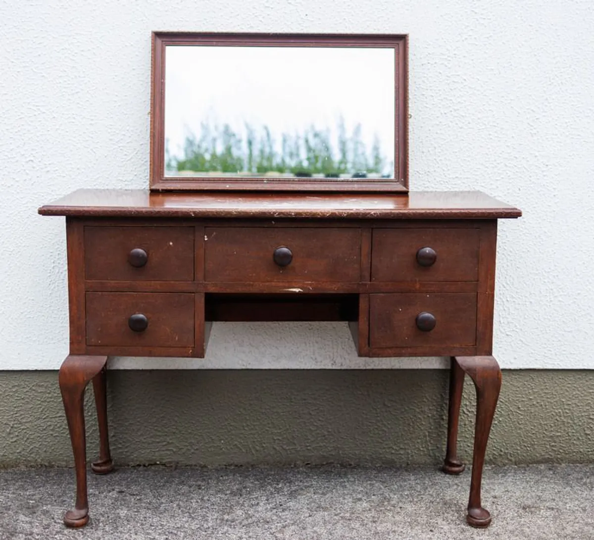 Bedroom Furniture : Chest of Drawers, Lockers, Mirrors and Dresser - Image 1