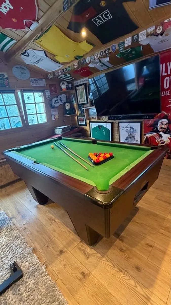 Pool Table - Image 2