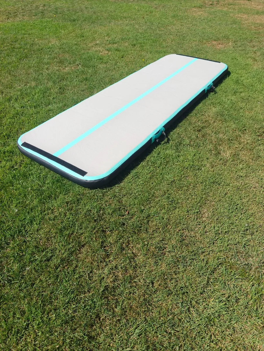 Slightly used 3-meter air track mat - Image 3