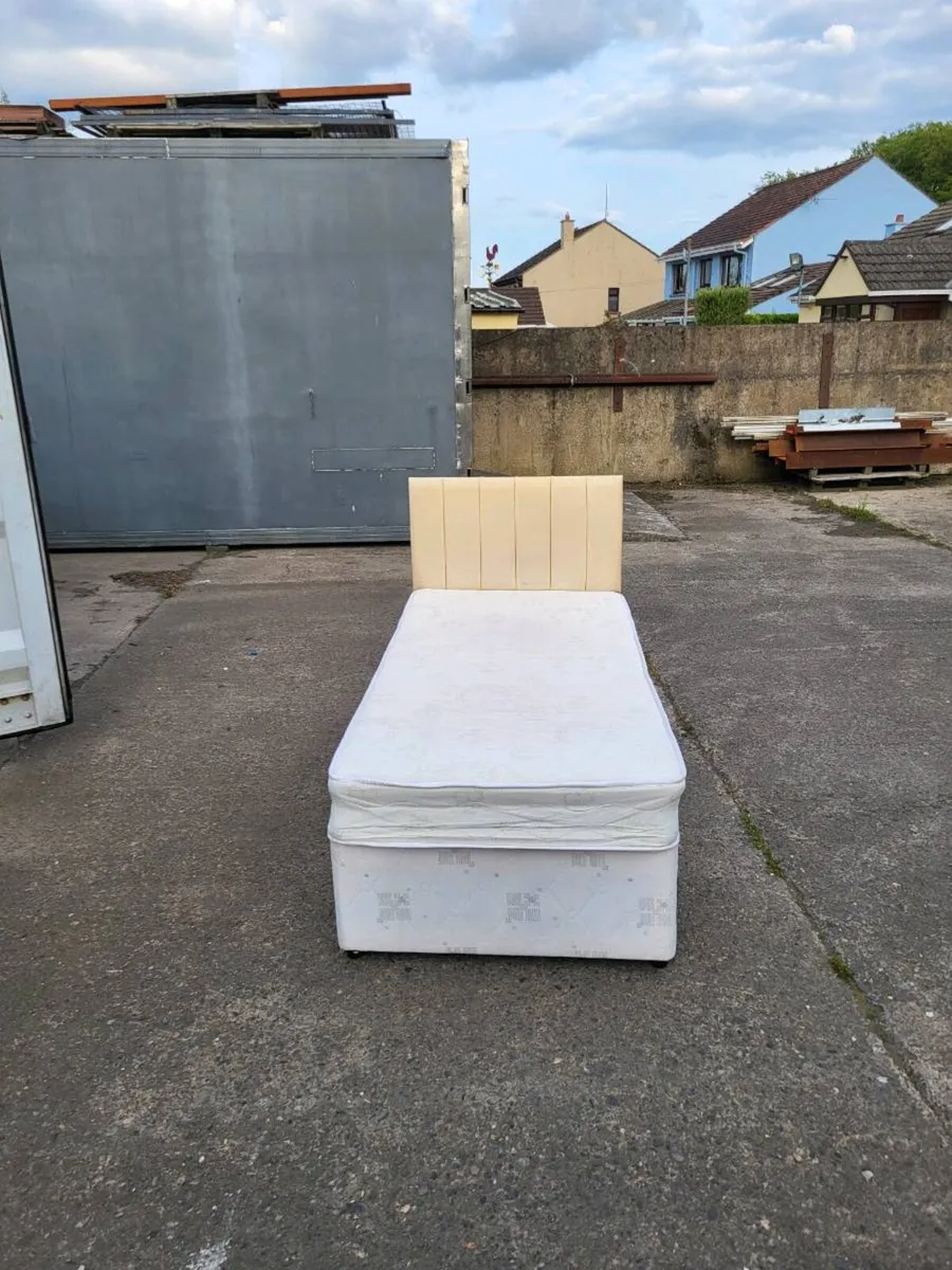 Single Bed - Image 3