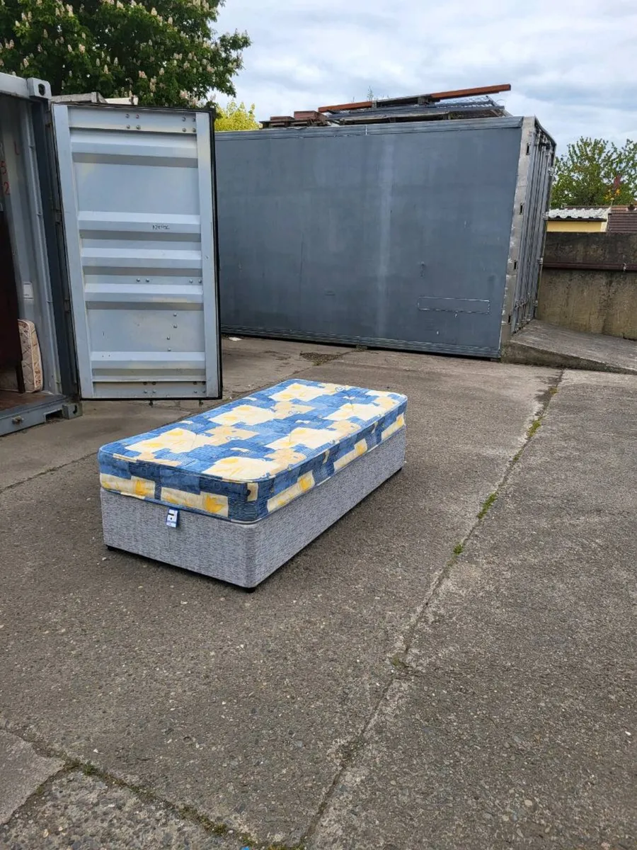 Single Bed - Image 4