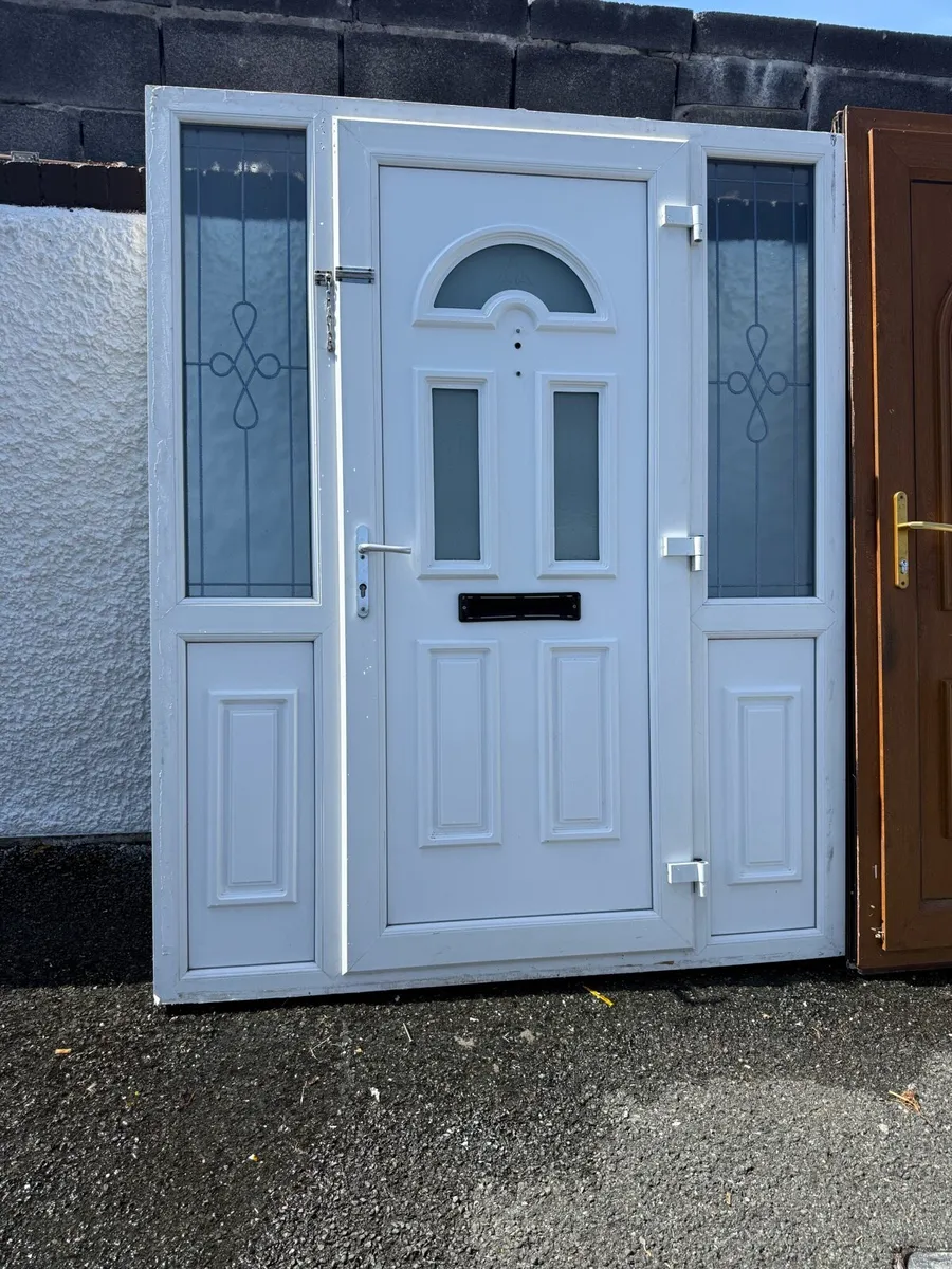 Pvc front door - Image 2