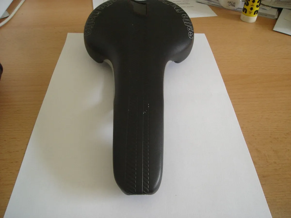 Bike Saddle - Image 1