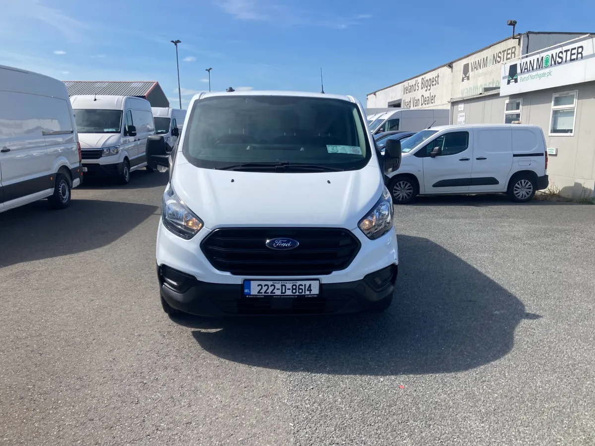Ford Transit Custom 2022 - Image 2