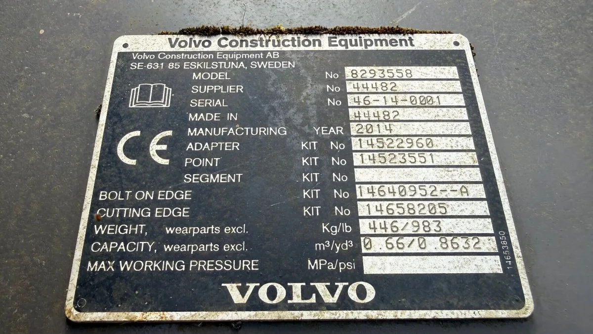 Volvo Digging Bucket – 0.66m³ - Image 2