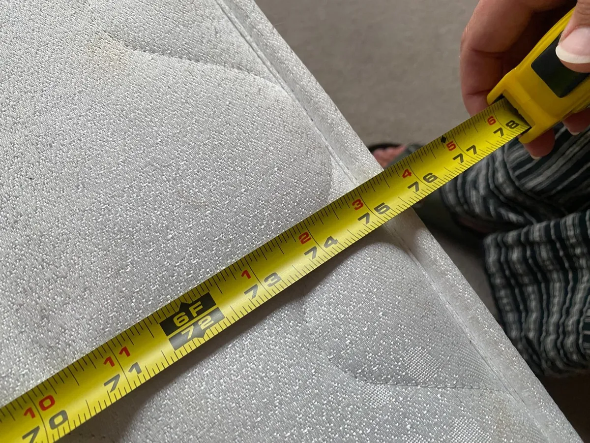 FREE double and single mattresses + frames - Image 3