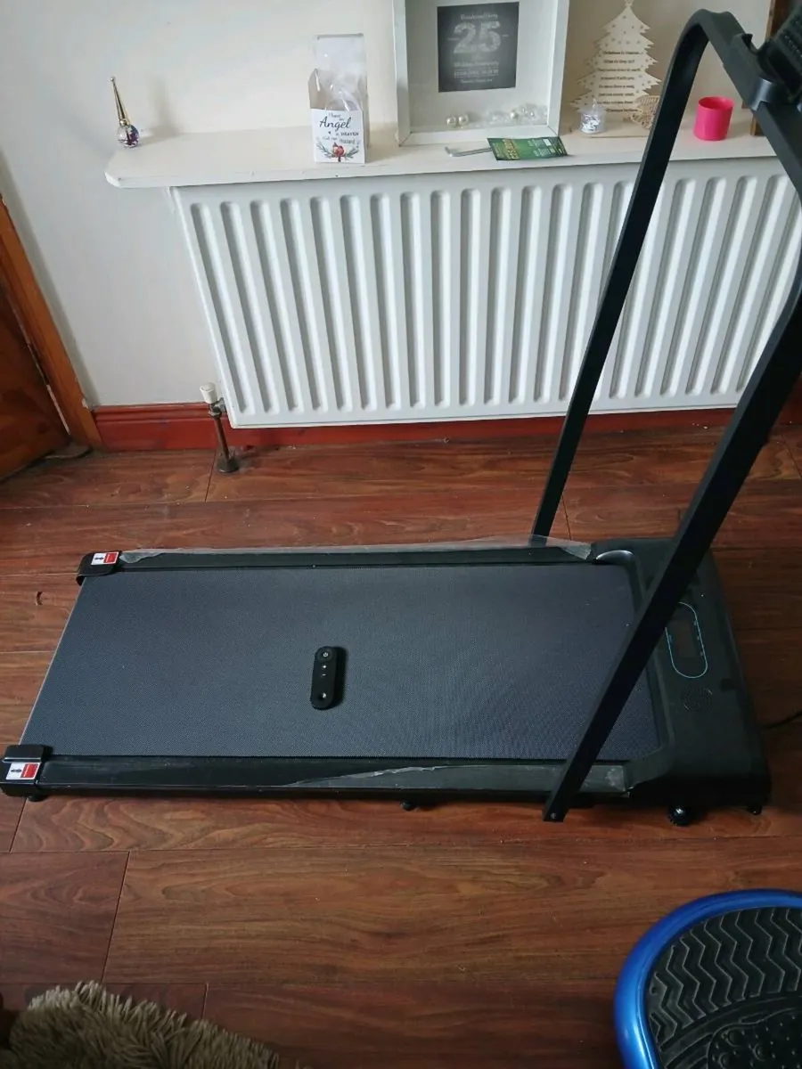 Tread mill - Image 1