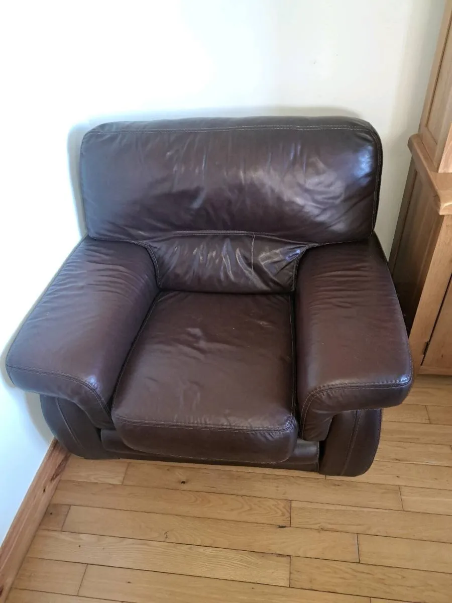 Sofa 3 +1+1 brown Italian leather - Image 3