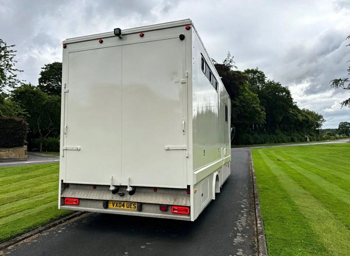 7.5T Horse Truck - Image 4