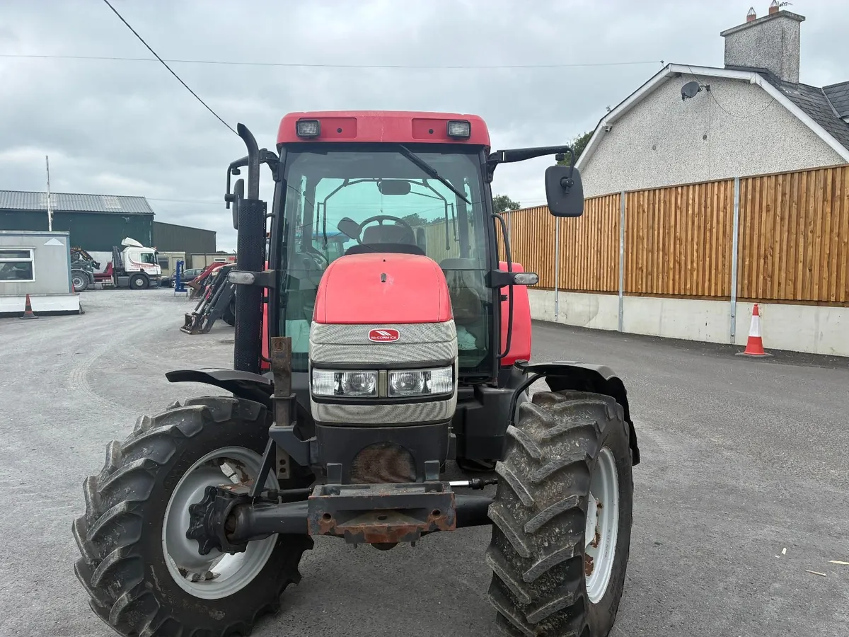 2009 McCormick CX110 - Image 4