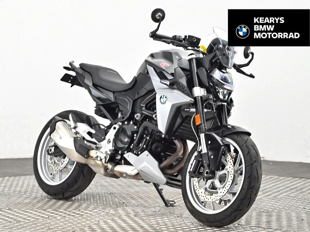 BMW F 900 R 0.9 - Image 1