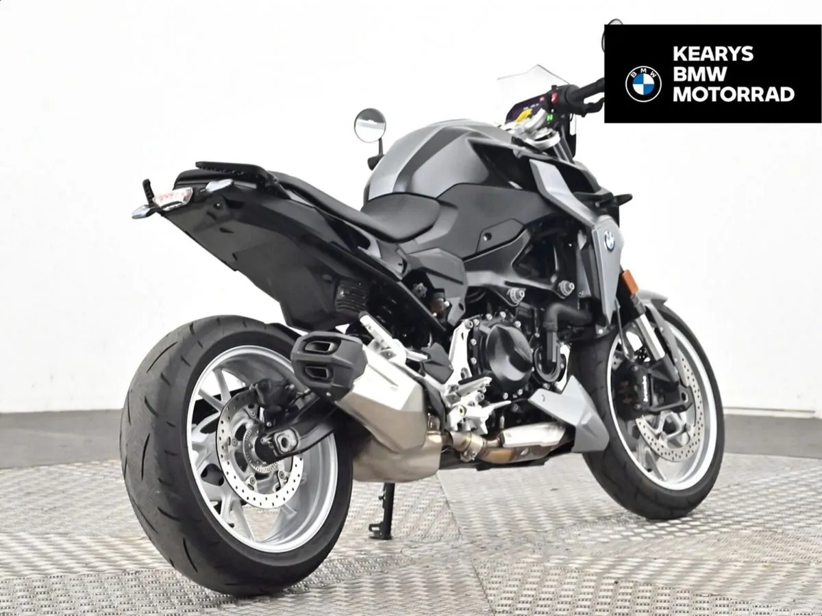 BMW F 900 R 0.9 - Image 3
