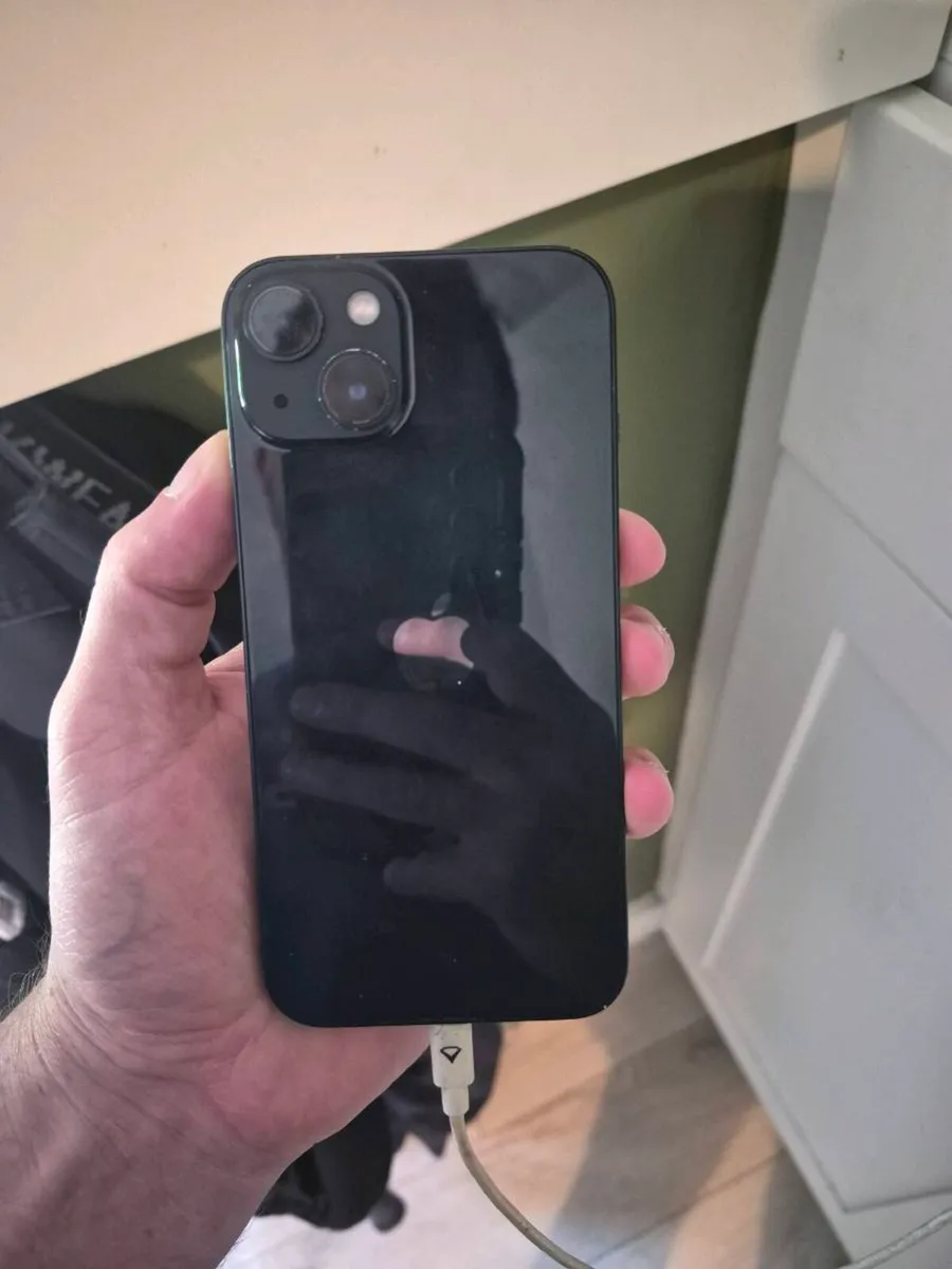 Iphone 13 - Image 4