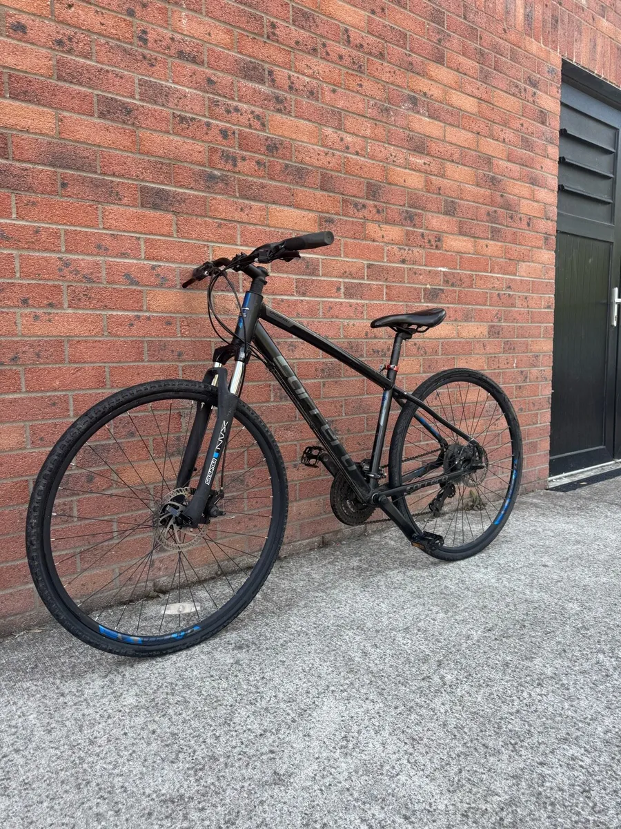 Carrera Crossfire 2 Hybrid Bike - Image 2