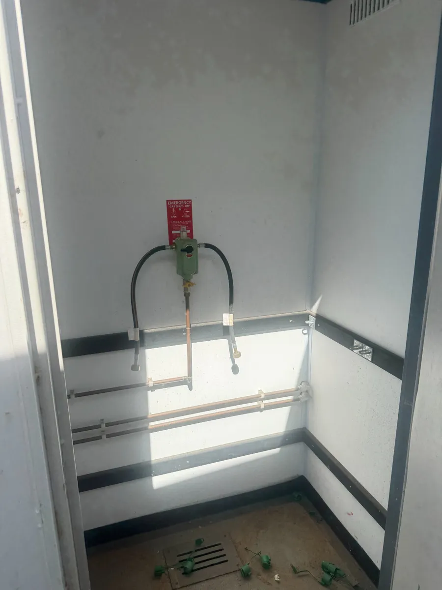 2024 6 Shower Block – Male/Female – Stock #121 - Image 2