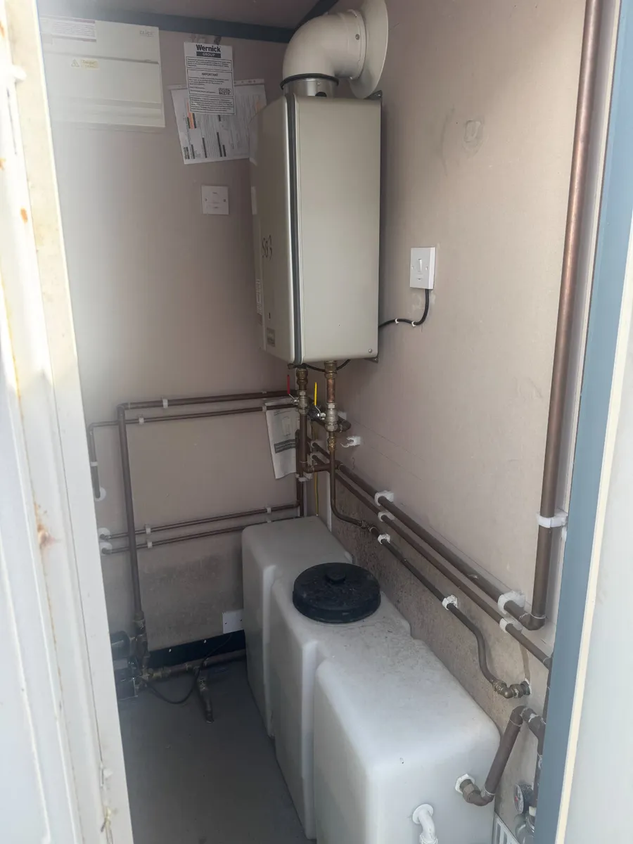 2024 6 Shower Block – Male/Female – Stock #121 - Image 3