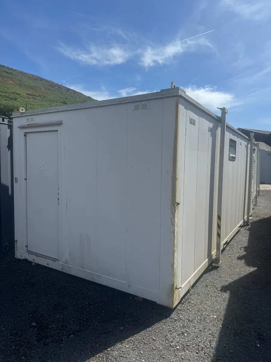 2024 6 Shower Block – Male/Female – Stock #121 - Image 1