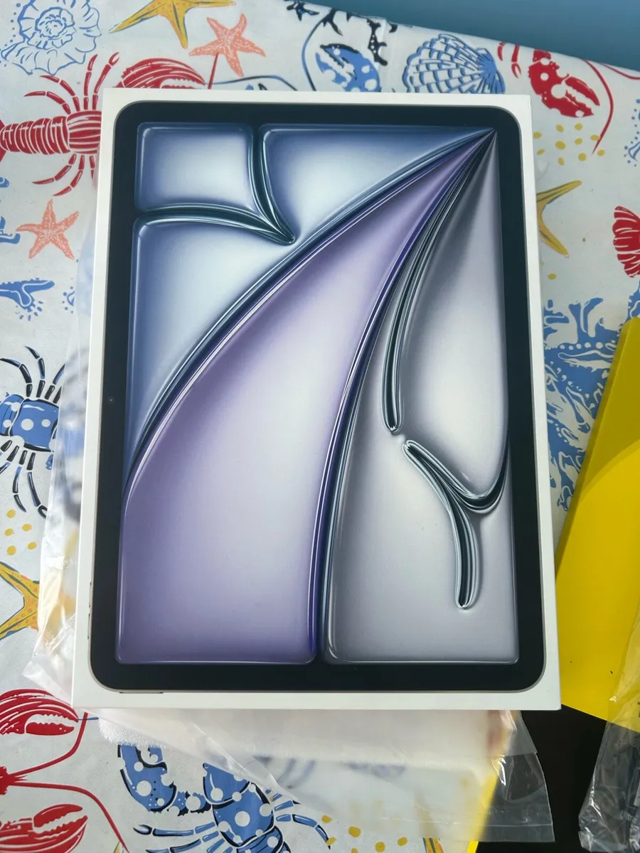 iPad Air M4 - Image 1
