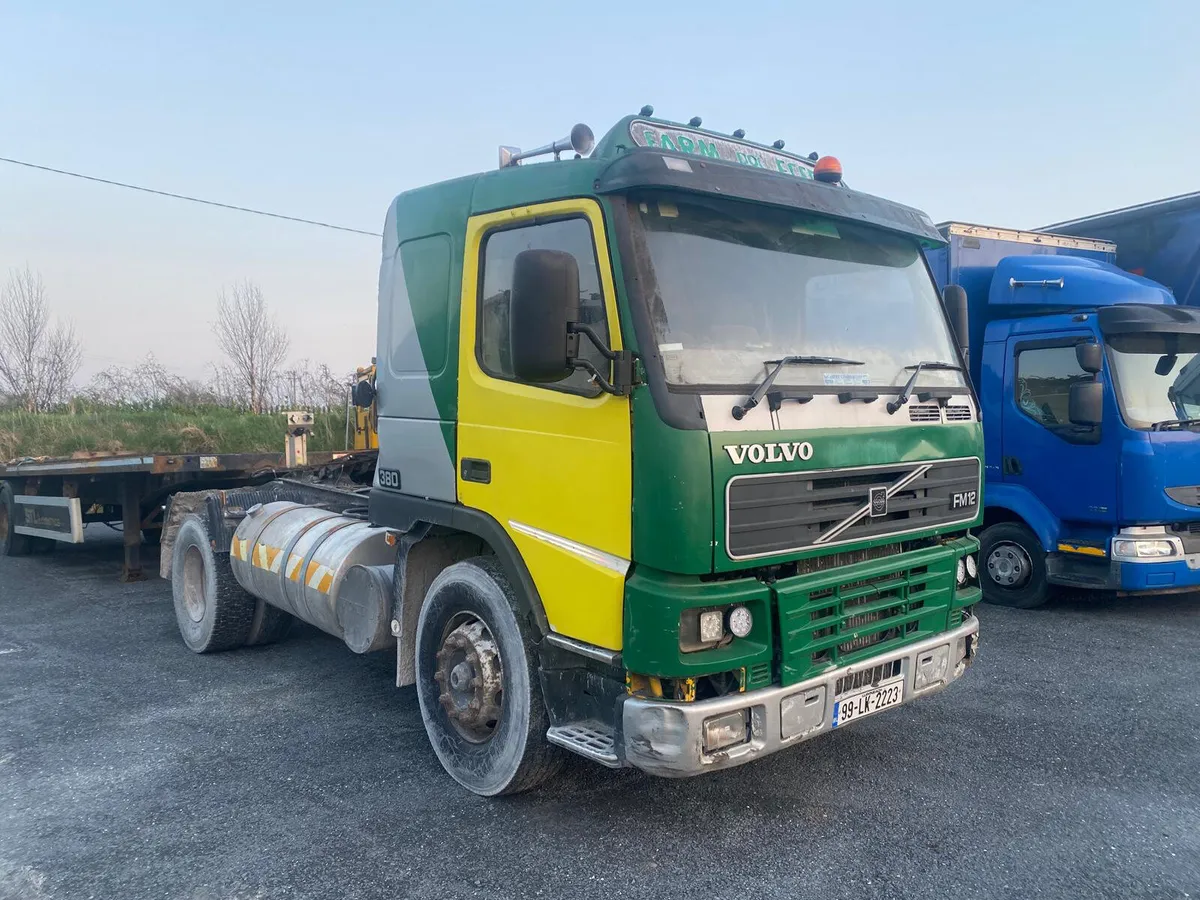 1999 Volvo FM12 - Image 2