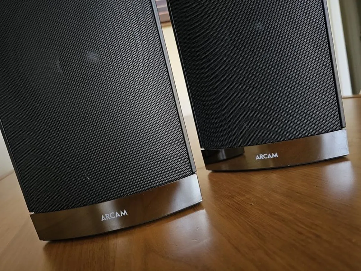Arcam Alpha 5+ with  Arcam Muso speakers and pro-linear subwoofer  for as little as 100euro extra (pictures attached) Or 350 the whole lot - Image 4