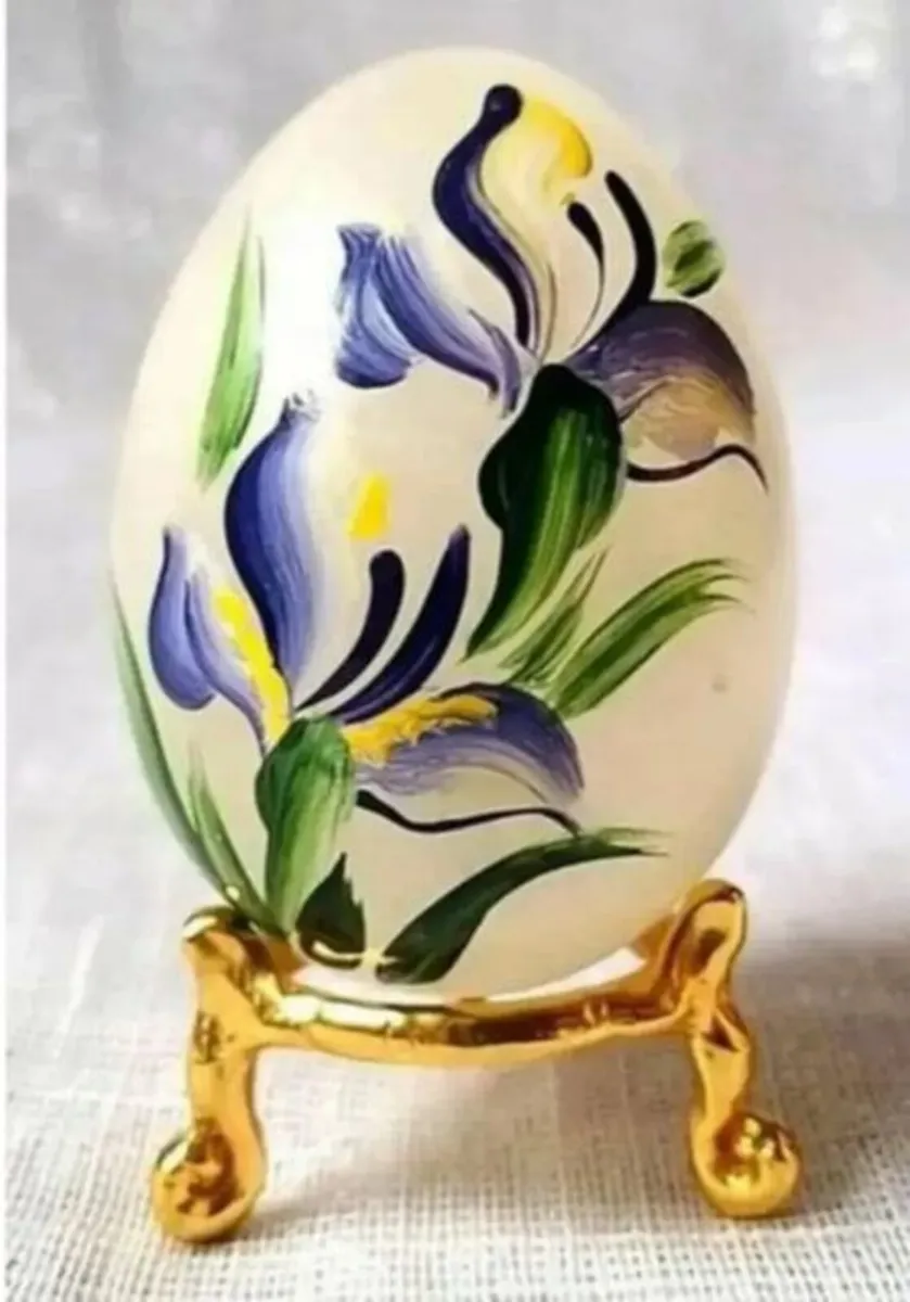 Vintage Authentic Italian White Stone Egg - Image 1