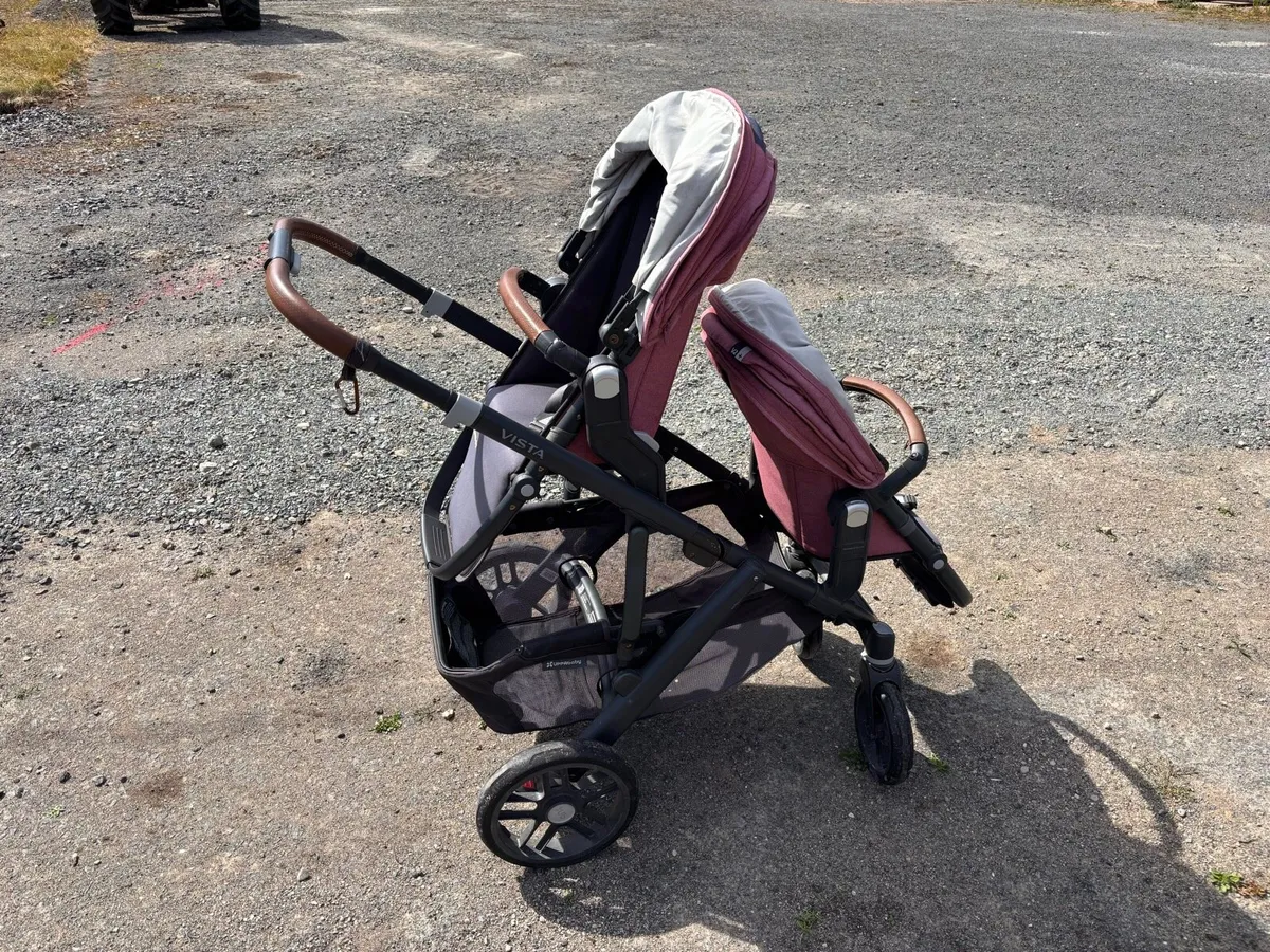 UPPAbaby Vista V2 Double Stoller + Rumble Seat - Image 3