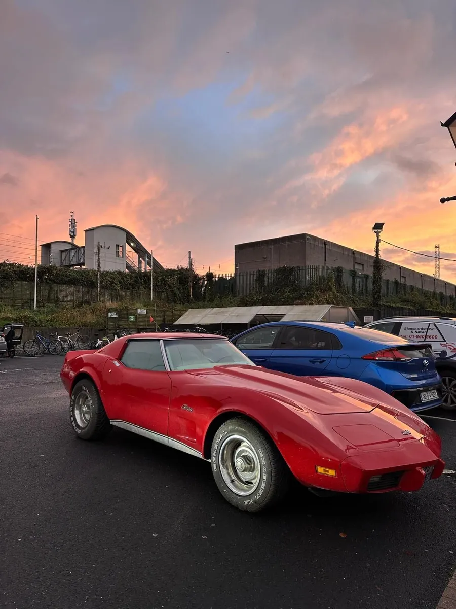 Chevrolet Corvette Stingray 1975 - Image 1